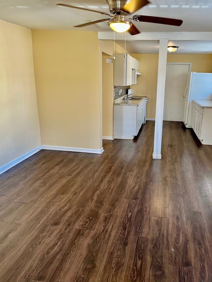 1506 Ivy Hts - Photo 4 of 7