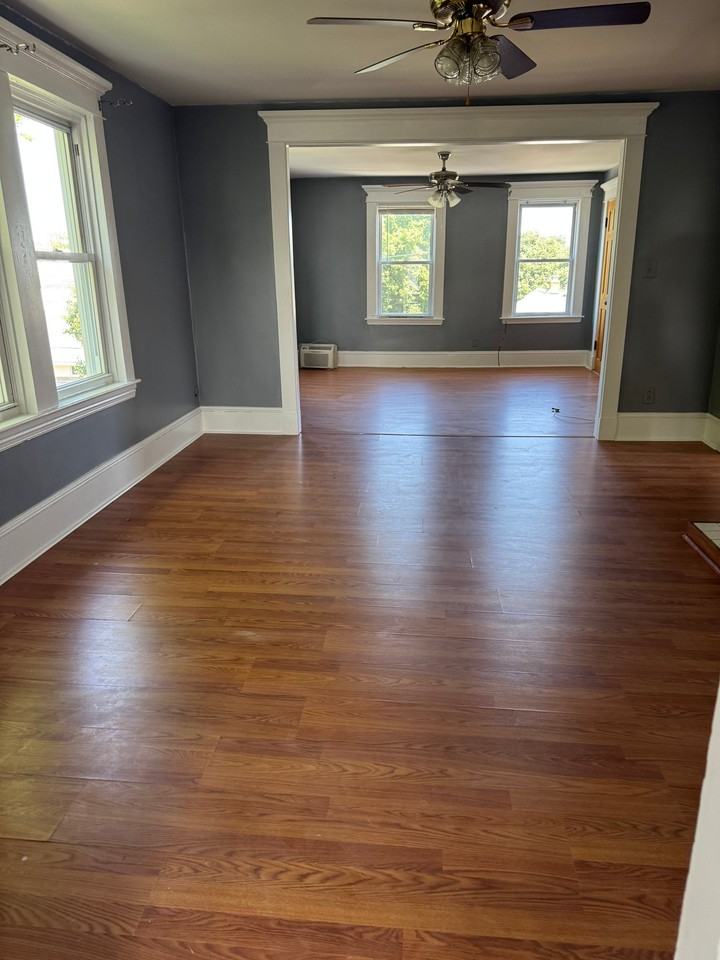 68 Humphrey St - Photo 2 of 10
