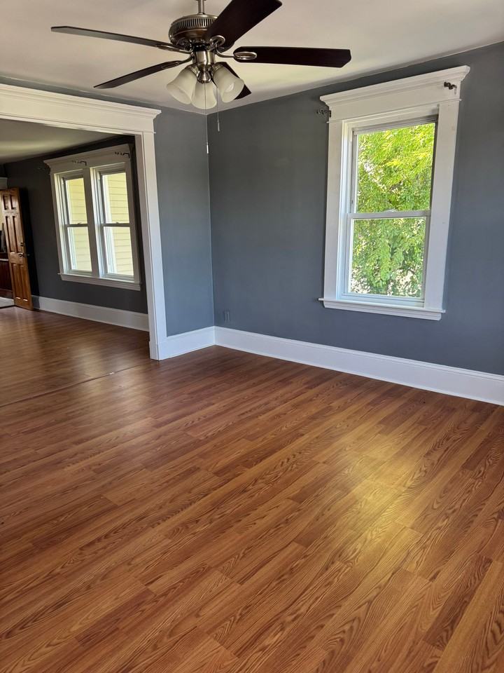 68 Humphrey St - Photo 3 of 10