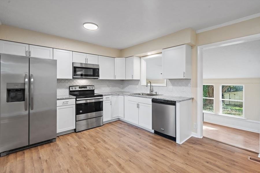 1539 White Rd - Photo 6 of 20
