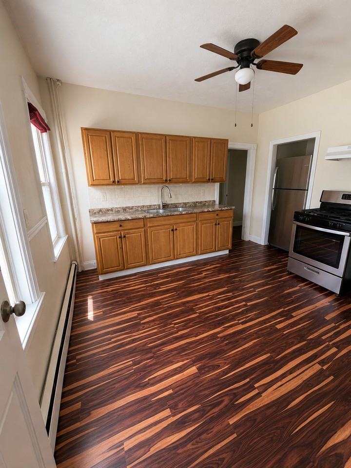 37 Bowers St #1 - Photo 2 of 8