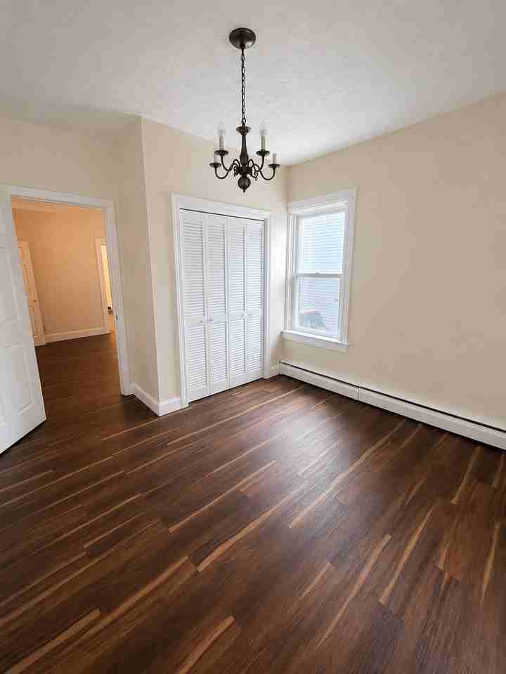 37 Bowers St #1 - Photo 4 of 8