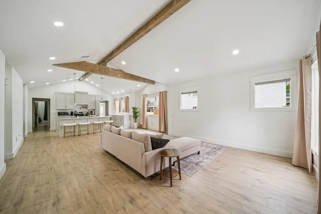 310 N Rosedale Ave - Photo 2 of 18
