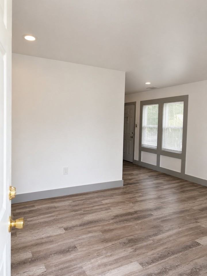 3933 Ohio St - Photo 6 of 6