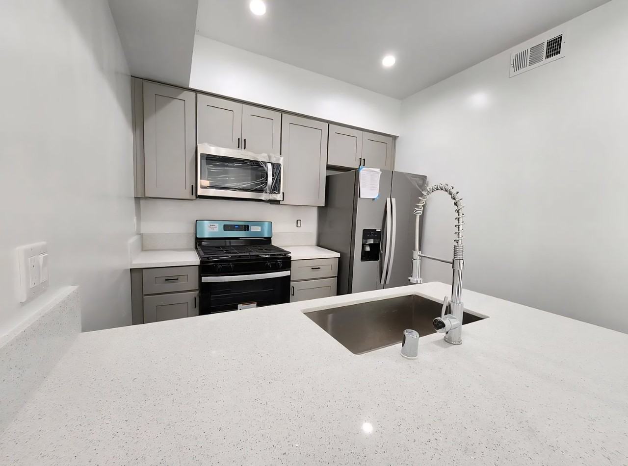 6513 Florence Pl #B - Photo 4 of 9