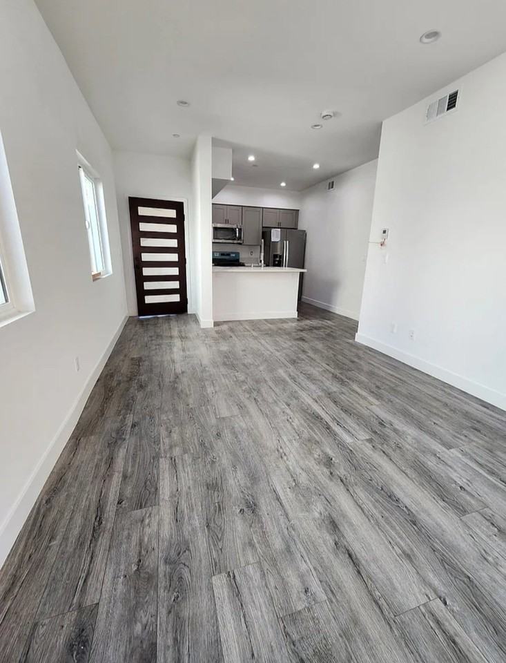 6513 Florence Pl #B - Photo 5 of 9