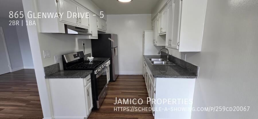 865 Glenway Dr #5 - Photo 4 of 21
