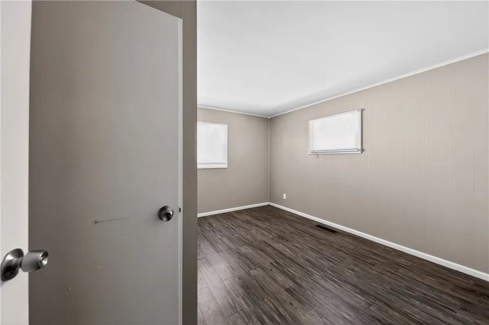 4176 Mapleleaf Dr - Photo 5 of 17