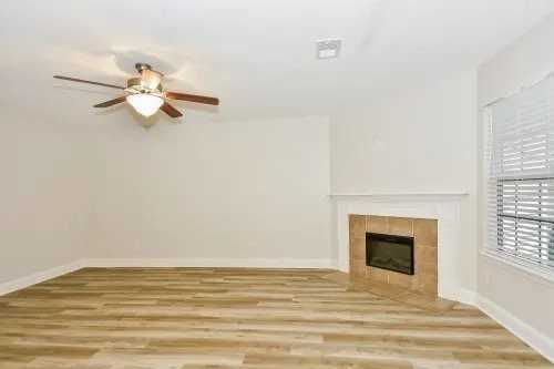 7011 N Pitt Rd - Photo 4 of 8