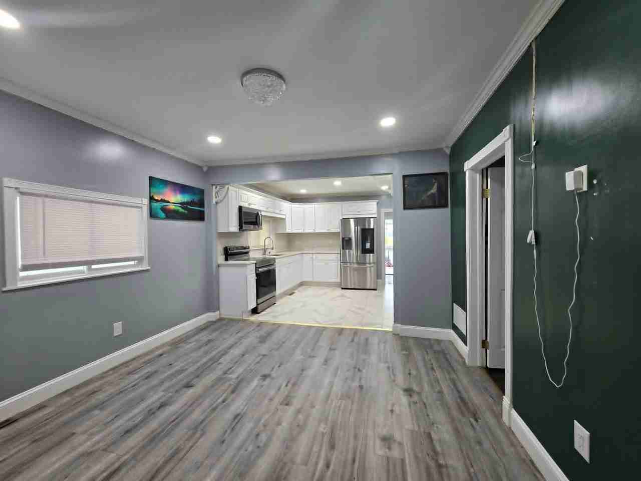 1609 Foster Ave #1 - Photo 2 of 7