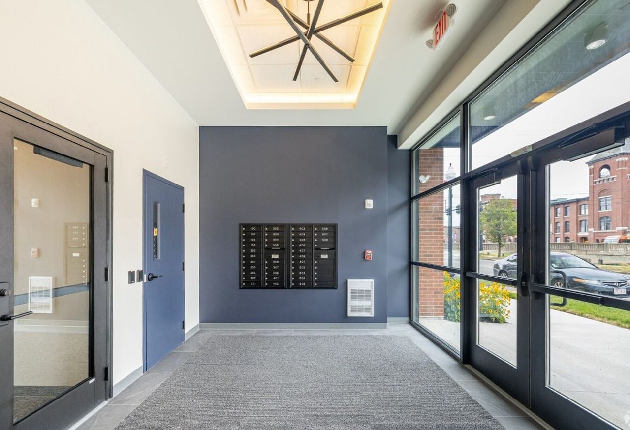 215 Canal St #505 - Photo 6 of 8