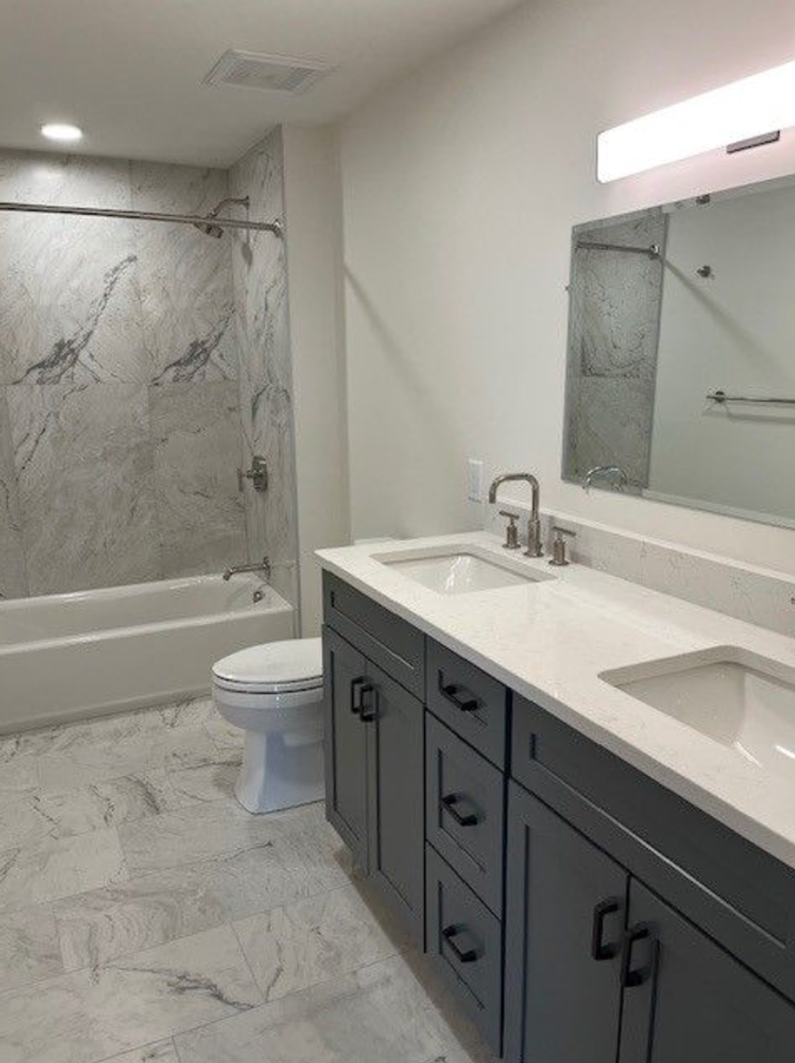 215 Canal St #306 - Photo 3 of 10