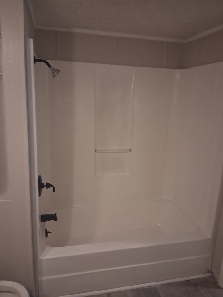 1920 E 151st Ave - Photo 4 of 7