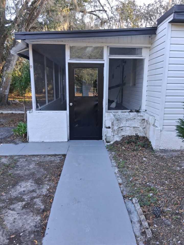 1920 E 151st Ave - Photo 6 of 7