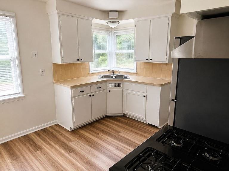 4357 Ingleside Rd - Photo 6 of 9