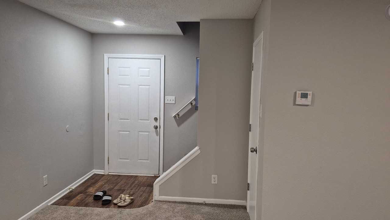8030 Cork Bend Ln - Photo 2 of 20