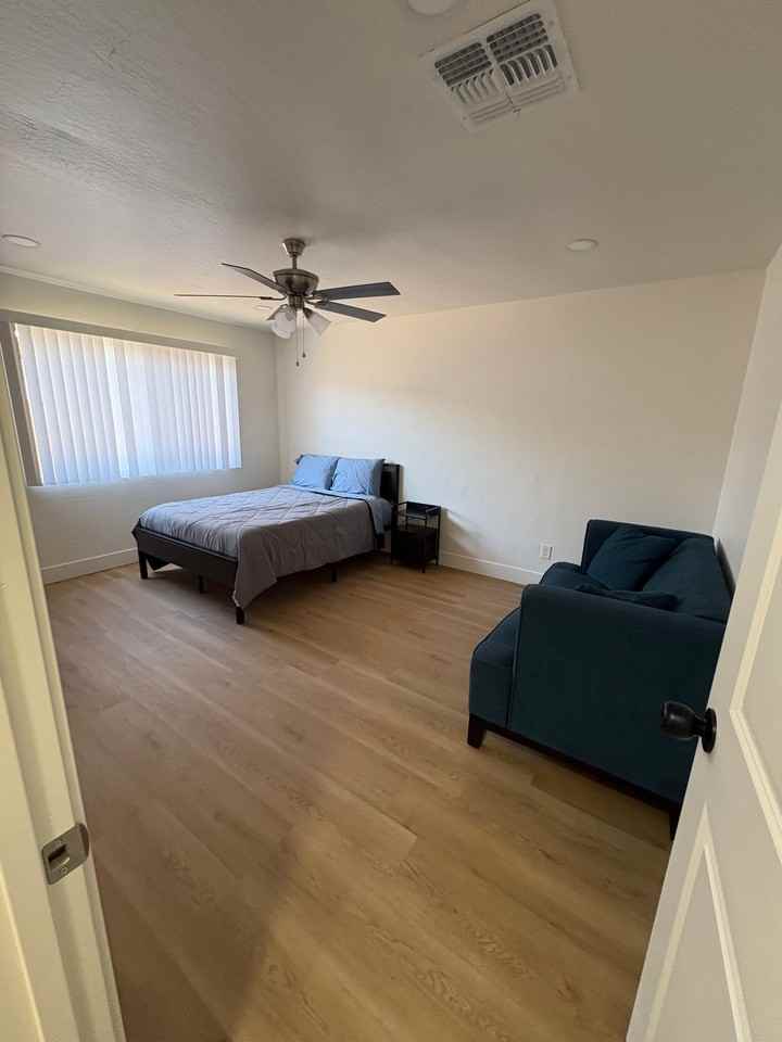 4519 N 30th Ave - Photo 3 of 14