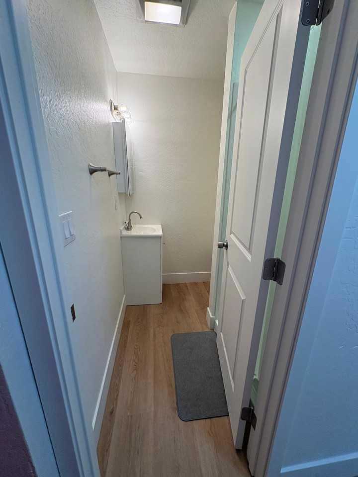 4519 N 30th Ave - Photo 4 of 14