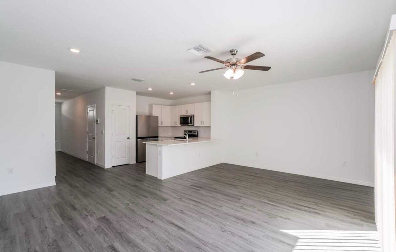 6361 Scott St - Photo 2 of 2