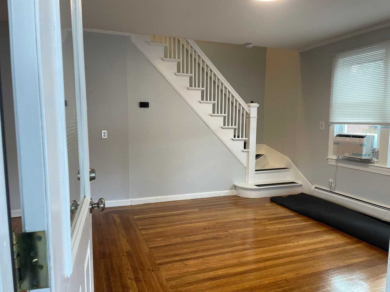 42 Putnam Pike #3 - Photo 4 of 10