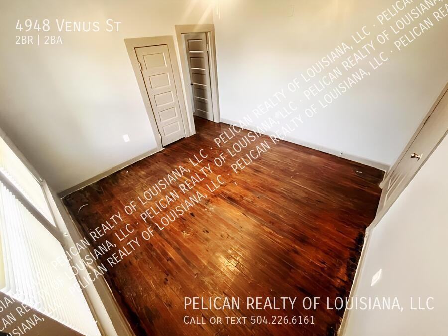 4948 Venus St - Photo 7 of 9