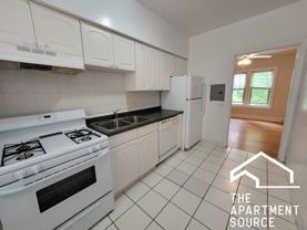 910 Reba Pl #2S - Photo 1 of 1