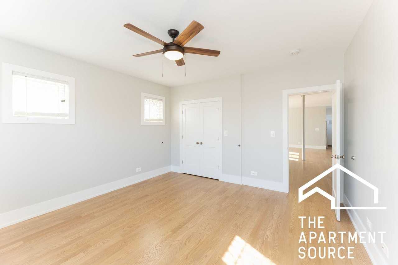 2617 W Berwyn Ave #3B - Photo 3 of 7