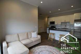 927 W Irving Park Rd #205 - Photo 1 of 1