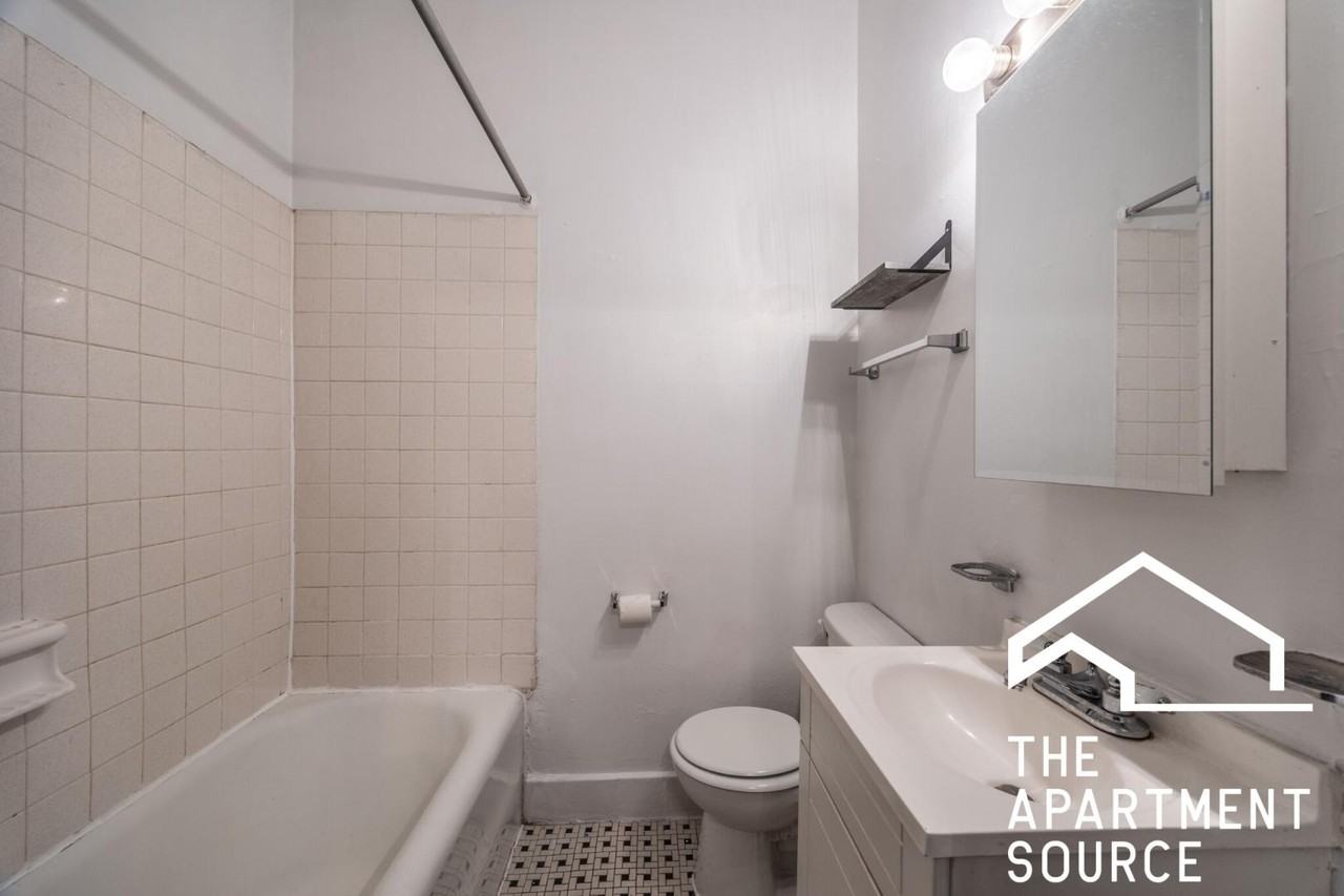 948 W Cuyler Ave #102 - Photo 6 of 14