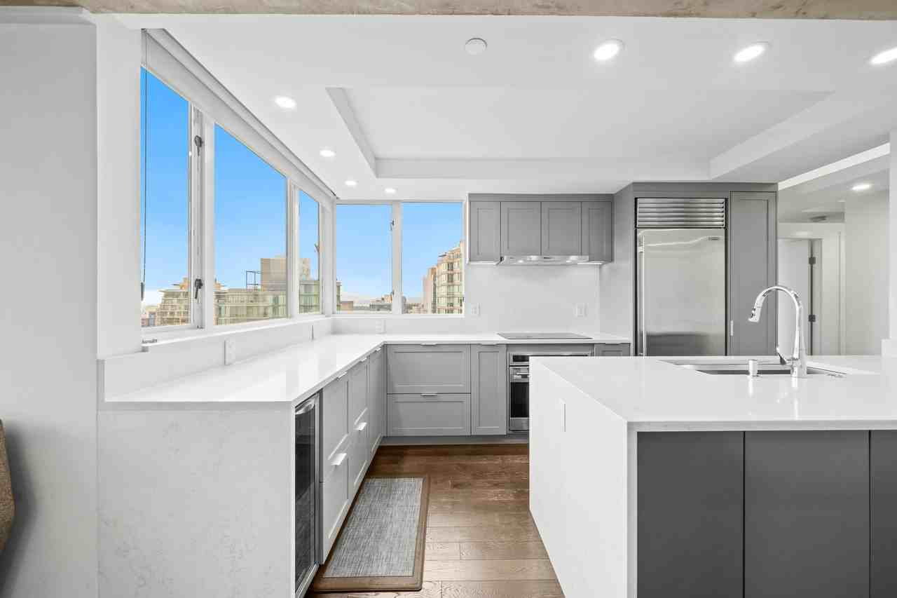 1238 Melville Street #3001 - Photo 5 of 23