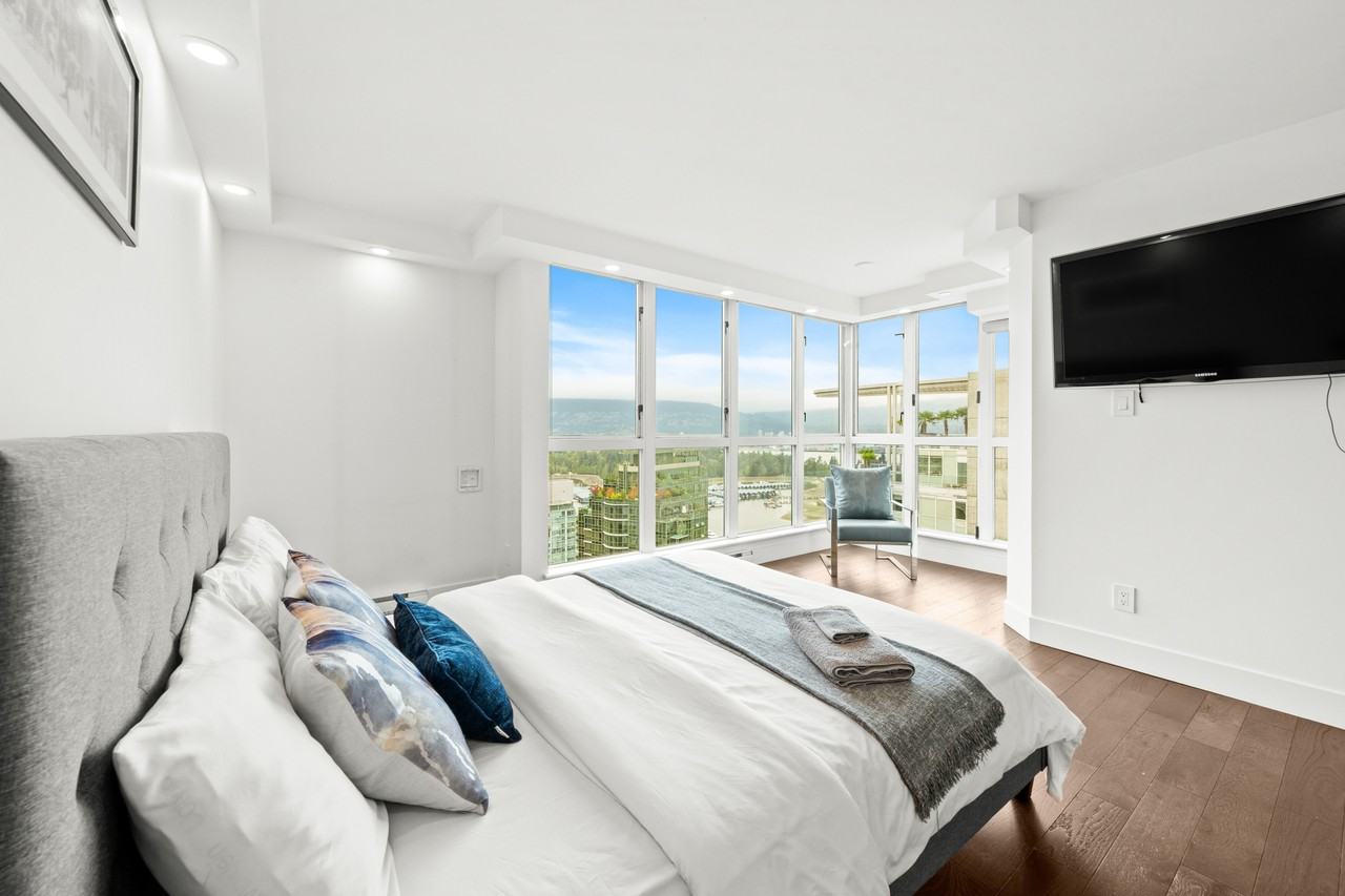 1238 Melville Street - Photo 10