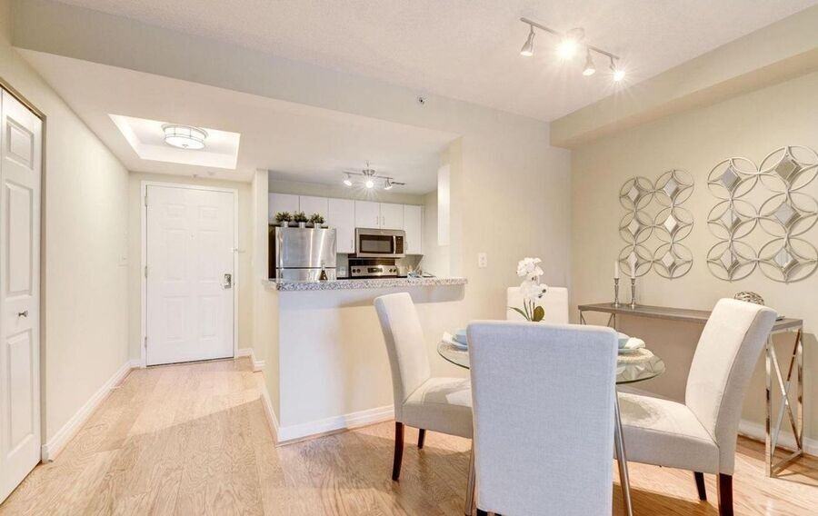 2301 N St Nw #102 - Photo 5 of 20