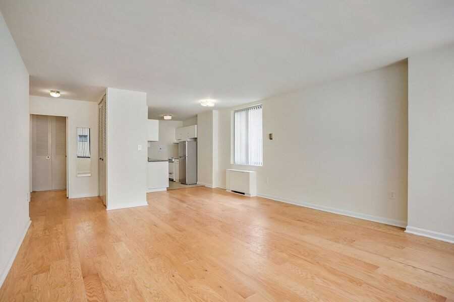 522 21st St Nw #412 - Photo 5 of 25