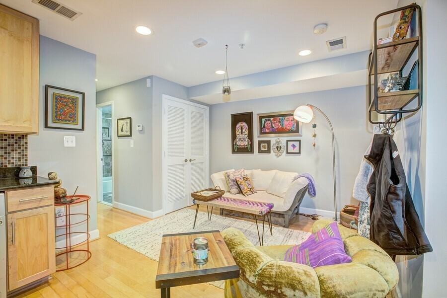 6 Rhode Island Ave Nw #3 - Photo 7 of 12