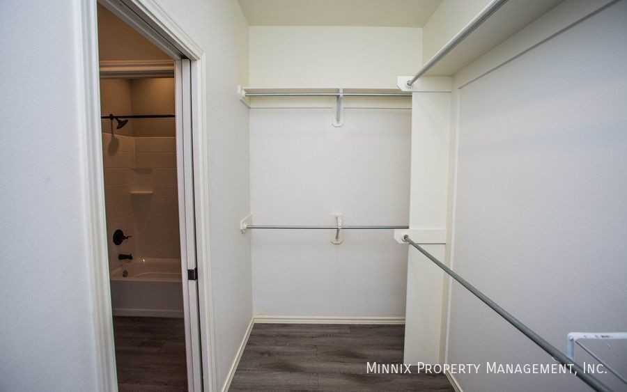 2403 Quitman Ave #B - Photo 5 of 37