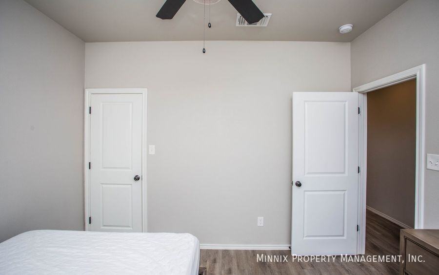 2403 Quitman Ave #B - Photo 7 of 37
