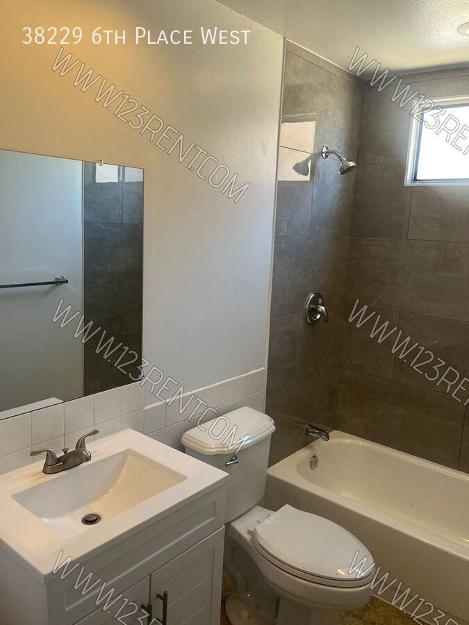 38229 6th Pl W - Photo 6 of 24