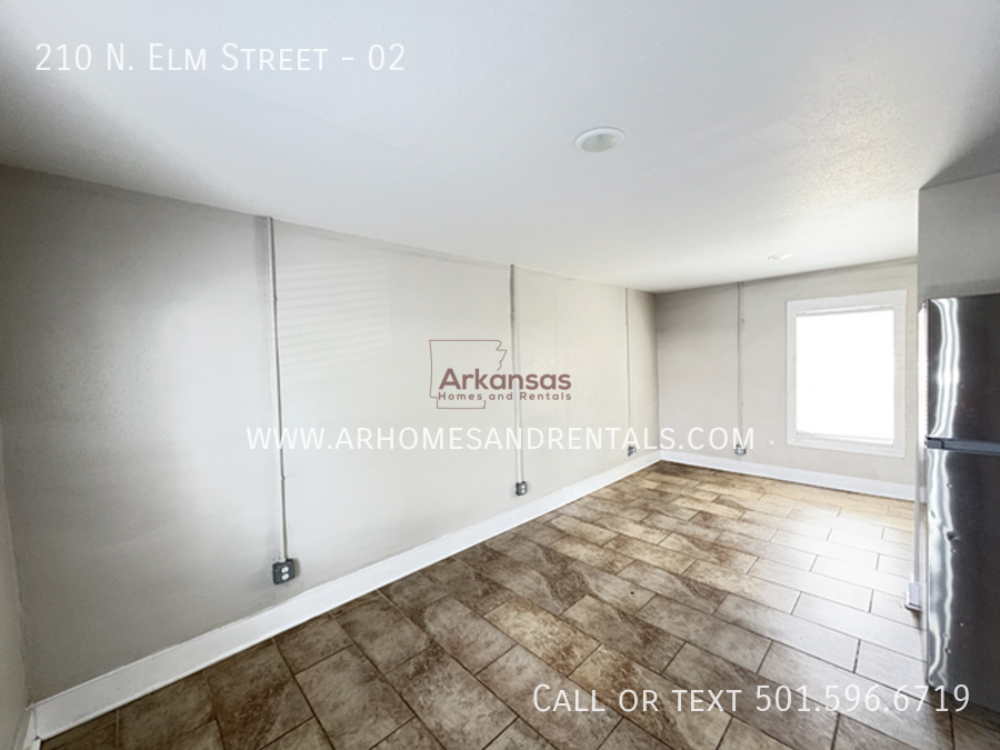 210 N Elm St #02 - Photo 2 of 5