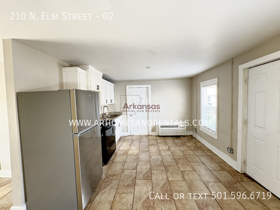 210 N Elm St #02 - Photo 4 of 5