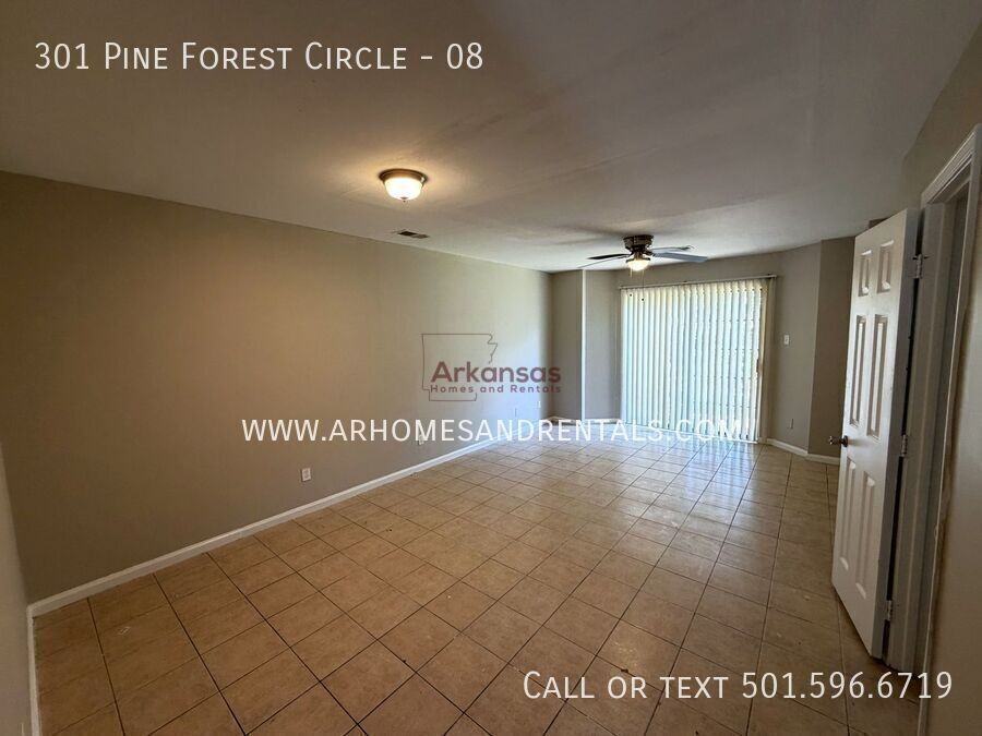 301 Pine Forest Cir #08 - Photo 3 of 16