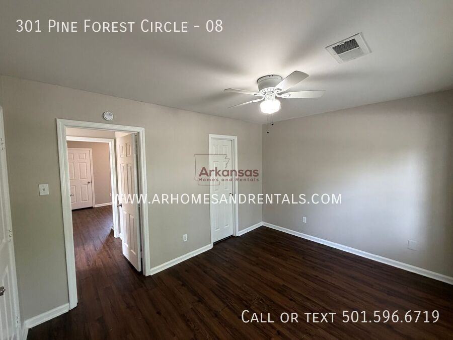301 Pine Forest Cir #08 - Photo 7 of 16