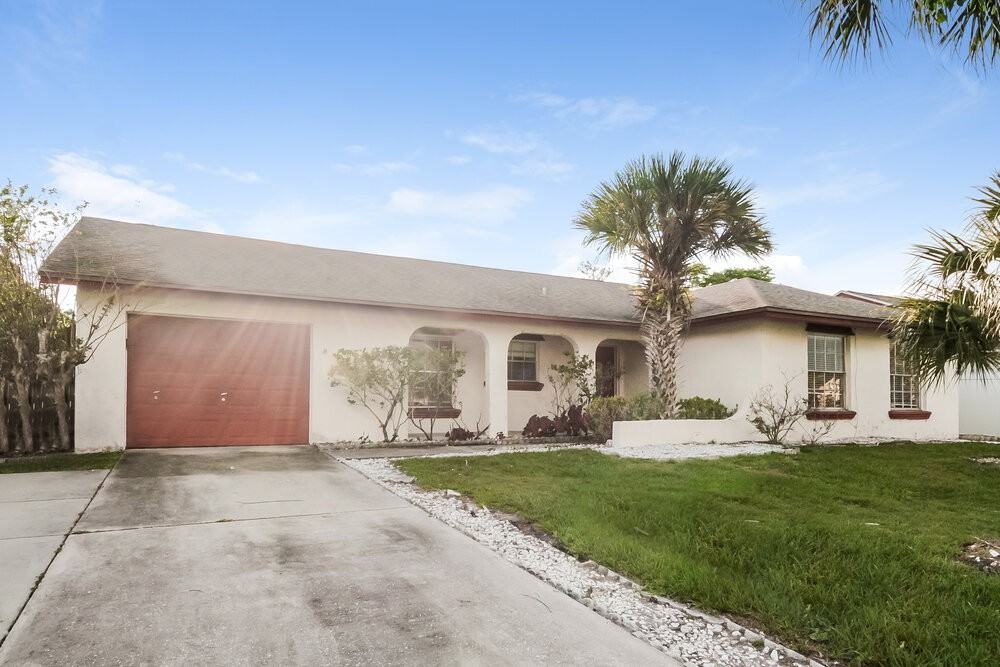 12020 Sula St - Photo 3 of 16