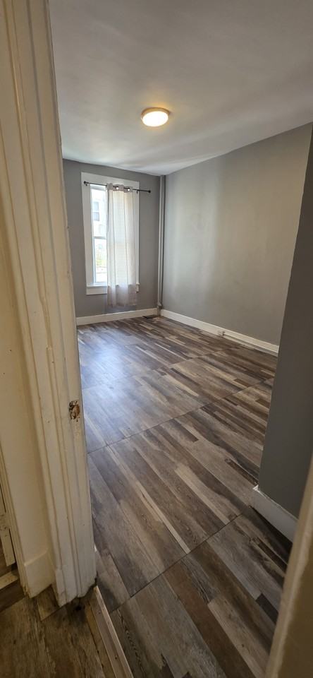 1075 Ellicott Dr - Photo 3 of 17