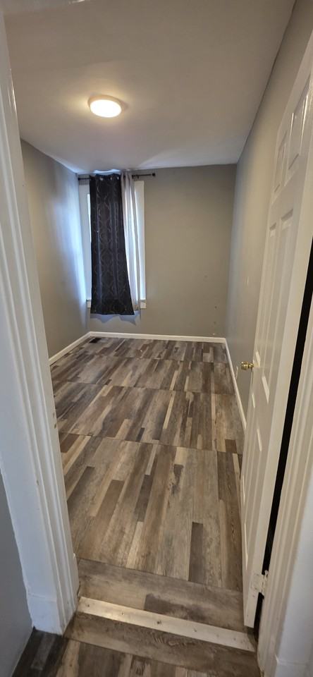 1075 Ellicott Dr - Photo 4 of 17