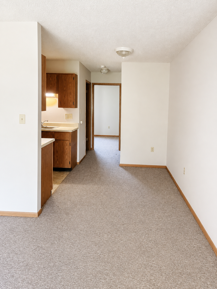 Maple Winds Village I - Photo 2 of 9