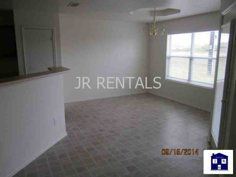3909 Deputy Dr - Photo 7 of 46