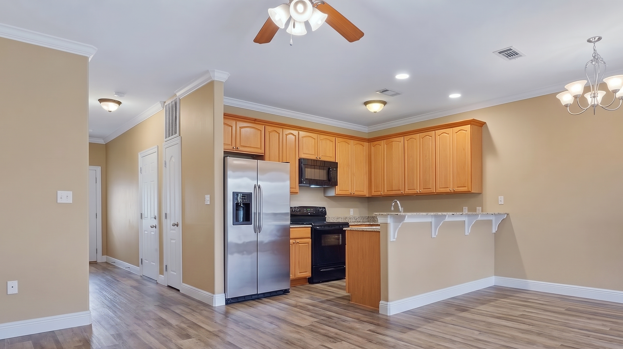 3485 Riverbend Cv #3485 - Photo 6 of 7