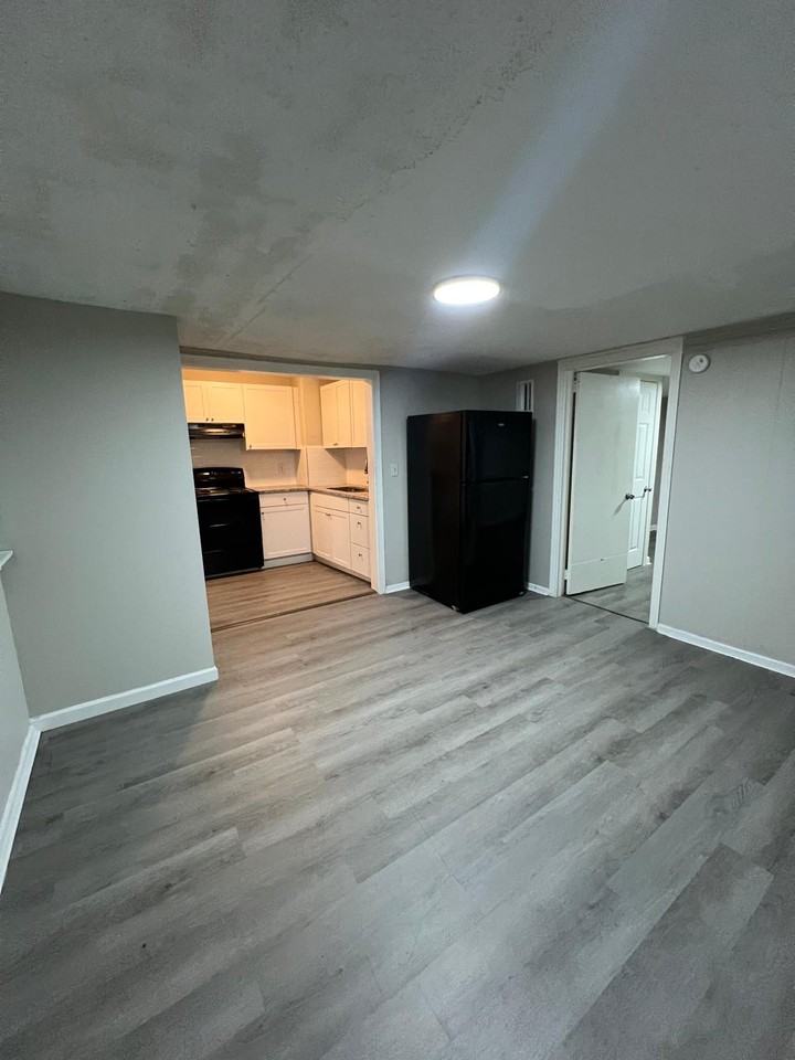 1932 Jones St #NA - Photo 5 of 15