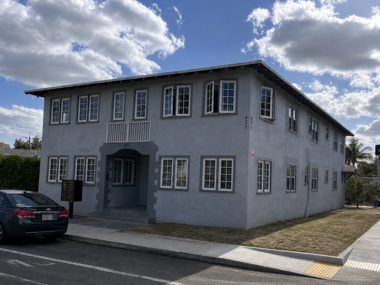 431 N L St #8
