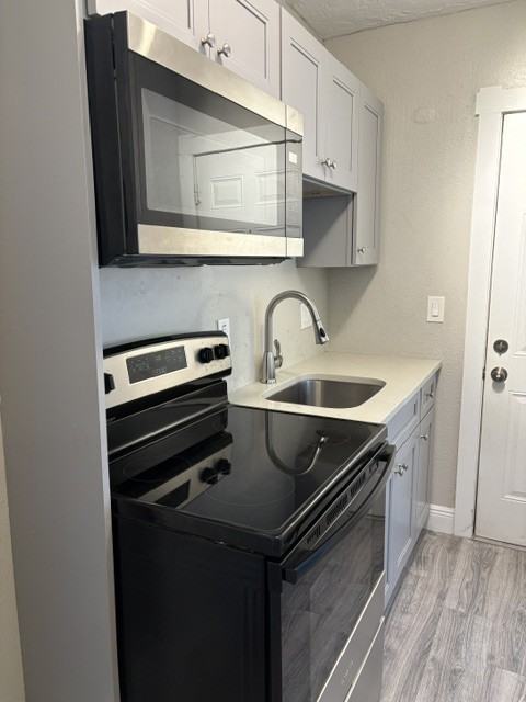 431 N L St #8 - Photo 3 of 7